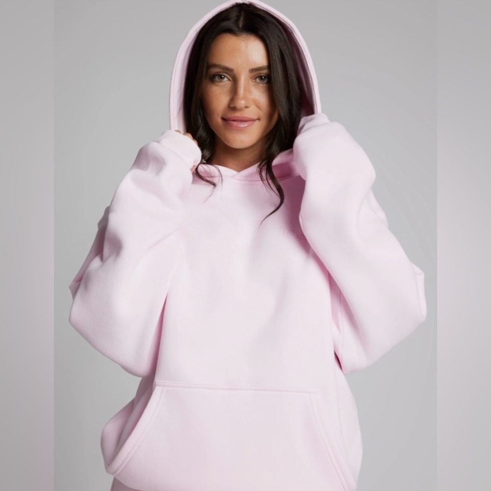 Comfrt Powder Pink Minimalist Hoodie NWT Womens Sweatshirt